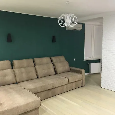 Green Flat 110m